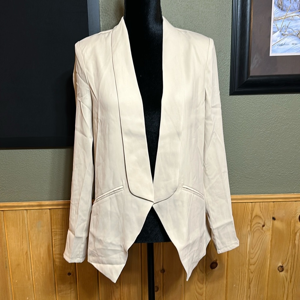 Lulu’s blazer